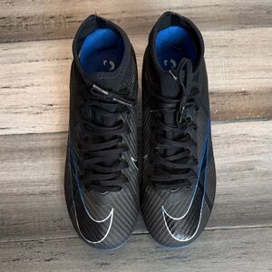 Nike Black and Blue Athletic Shoes